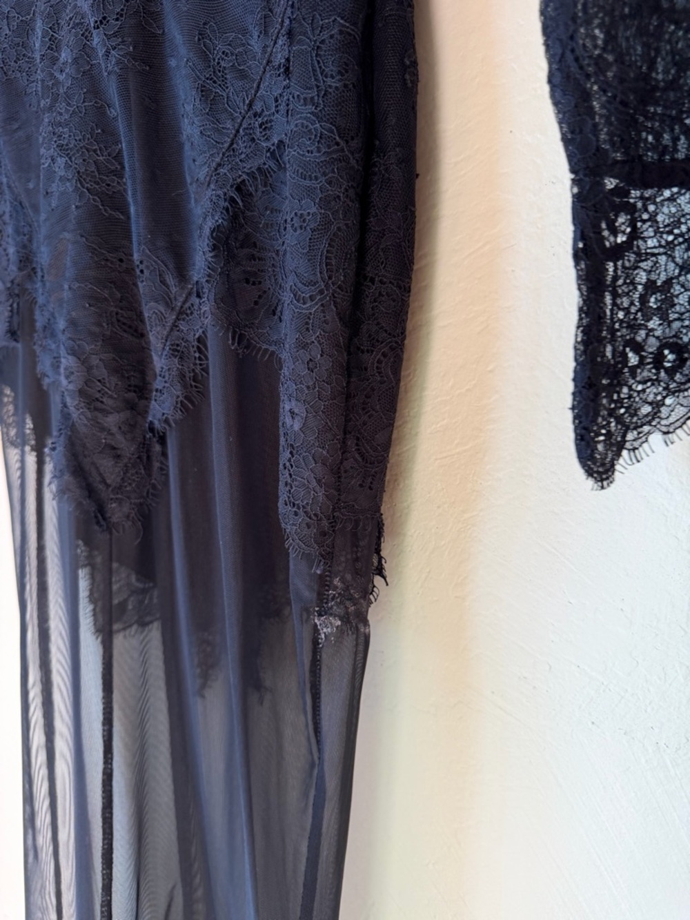 Revolve x Michael Costello Martin gown black xs FLAWED please see description - Picture 7 of 12